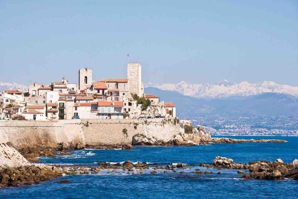 Cosy 3 Pieces Vieil Antibes Proche Port Vauban Apartment Exterior photo